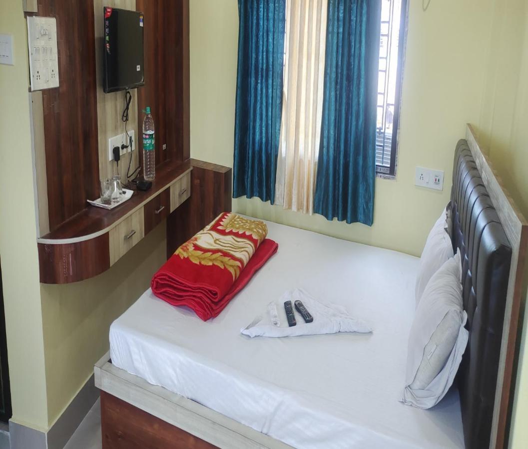 Staymaker Tirupati Guest House Калькутта Экстерьер фото