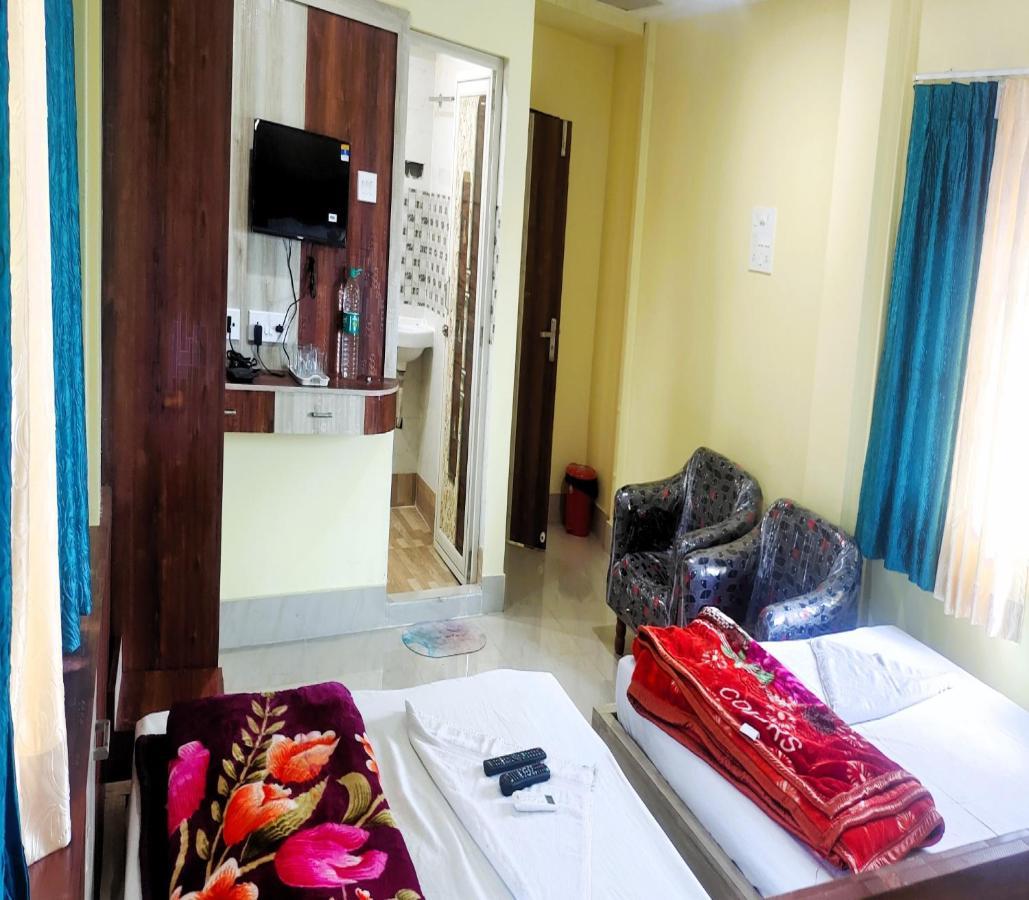Staymaker Tirupati Guest House Калькутта Экстерьер фото