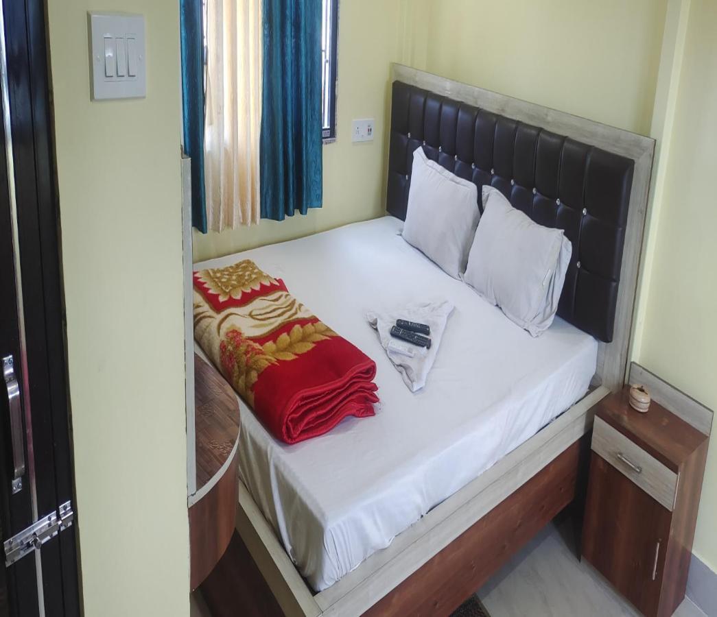 Staymaker Tirupati Guest House Калькутта Экстерьер фото