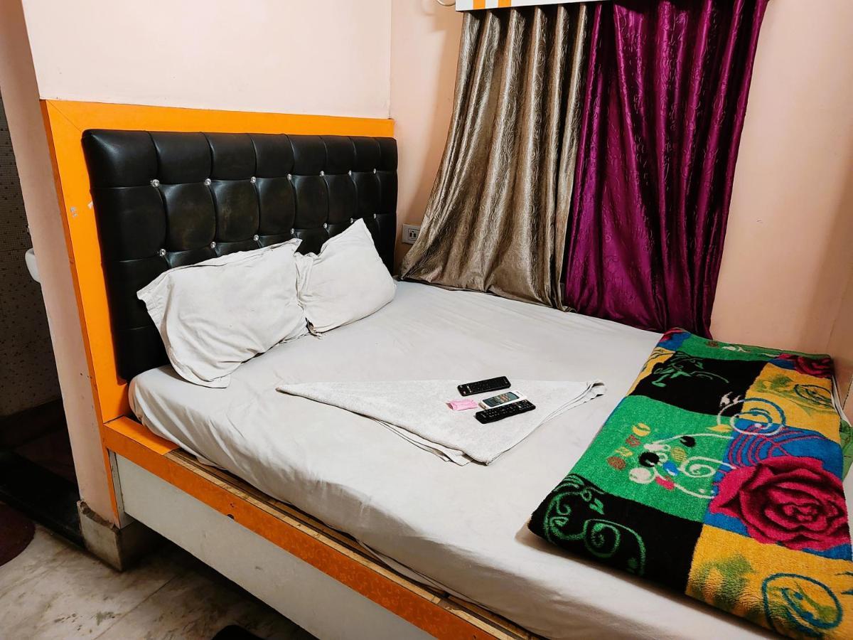 Staymaker Tirupati Guest House Калькутта Экстерьер фото